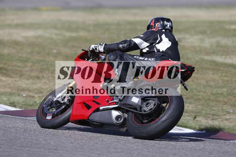 /21 17.06.2026  Ducati Schweiz Track Warmup ADR/Gruppe blau/15